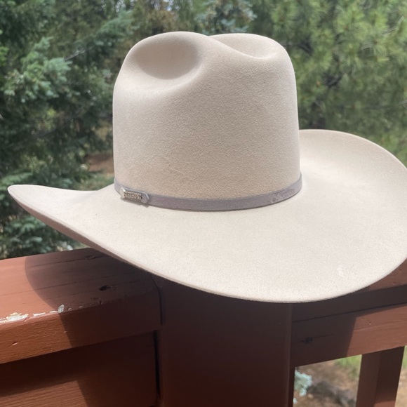 Authentic John B Stetson Cowboy Hat - Picture 7 of 11